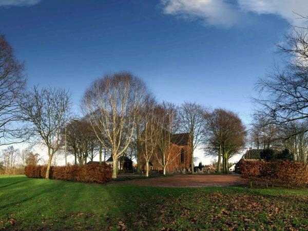 noordbroek kerk buitenkant