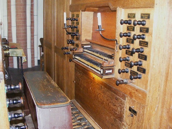 Noordborek speeltafel orgel